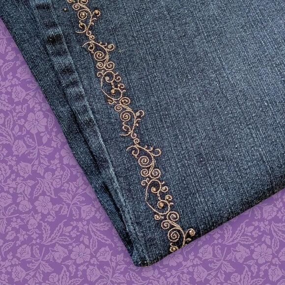 2000s Jean Bay Mid-Wash Embroidered Floral Straight Leg Jeans | Size 10 - Picture 2 of 5
